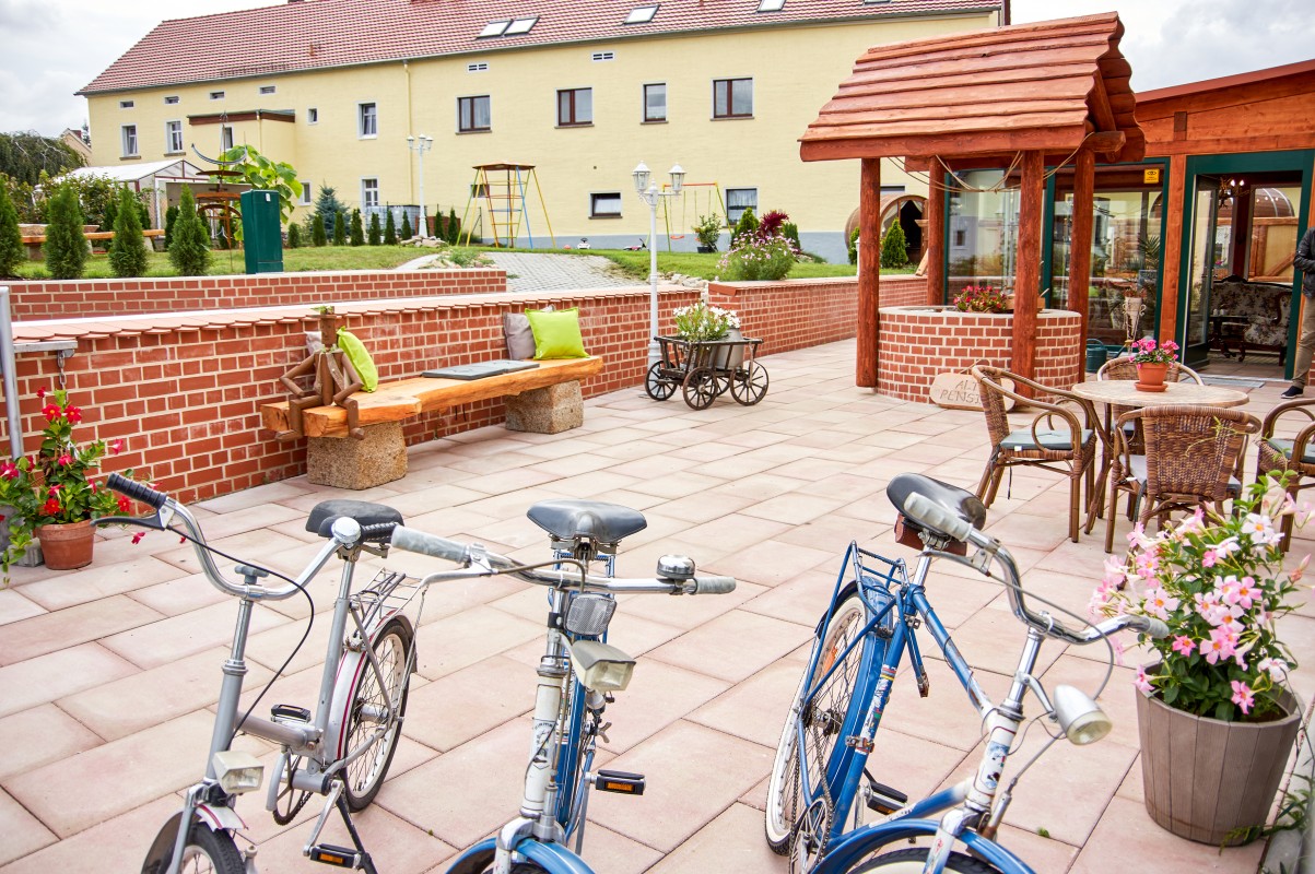 Alte Pension Bautzen Burk Herzlich Willkommen in der Alten Pension Bautzen Burk Alte Pension Bautzen Burk Herzlich Willkommen in der Alten Pension Bautzen Burk